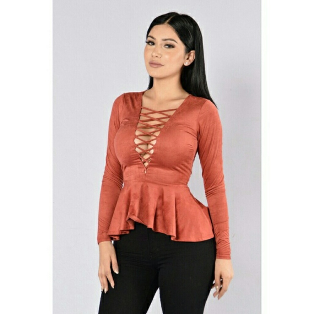 FINAL PRICE Fashion Nova Party Top